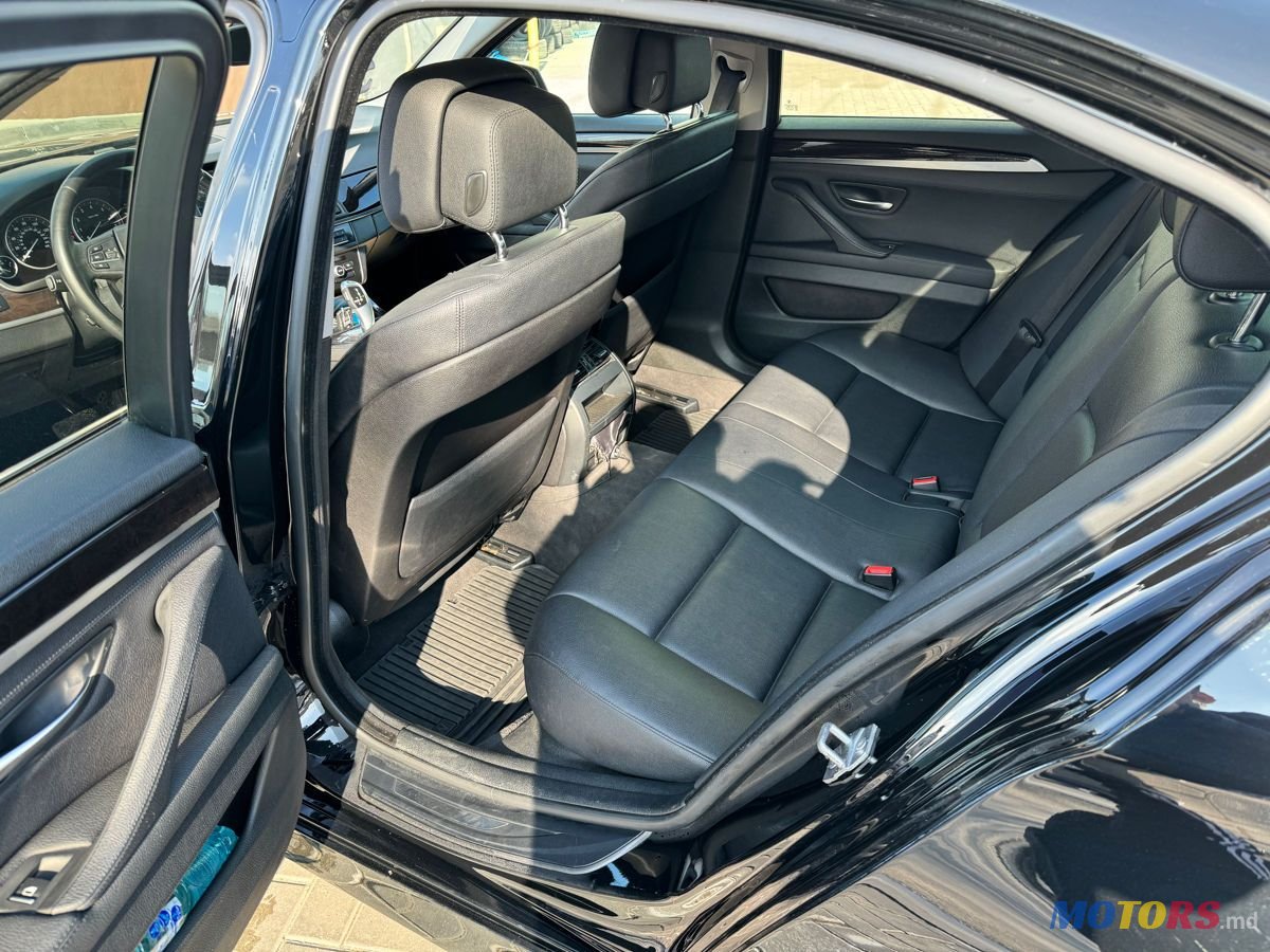 2013' BMW 5 Series photo #5