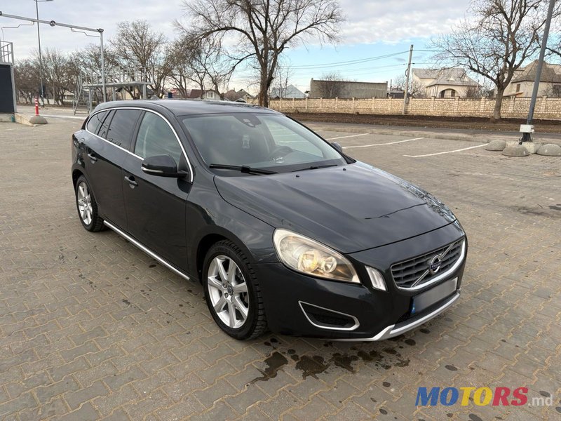2012' Volvo V60 photo #3