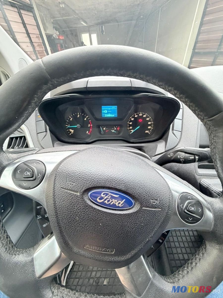 2013' Ford Transit Custom photo #4