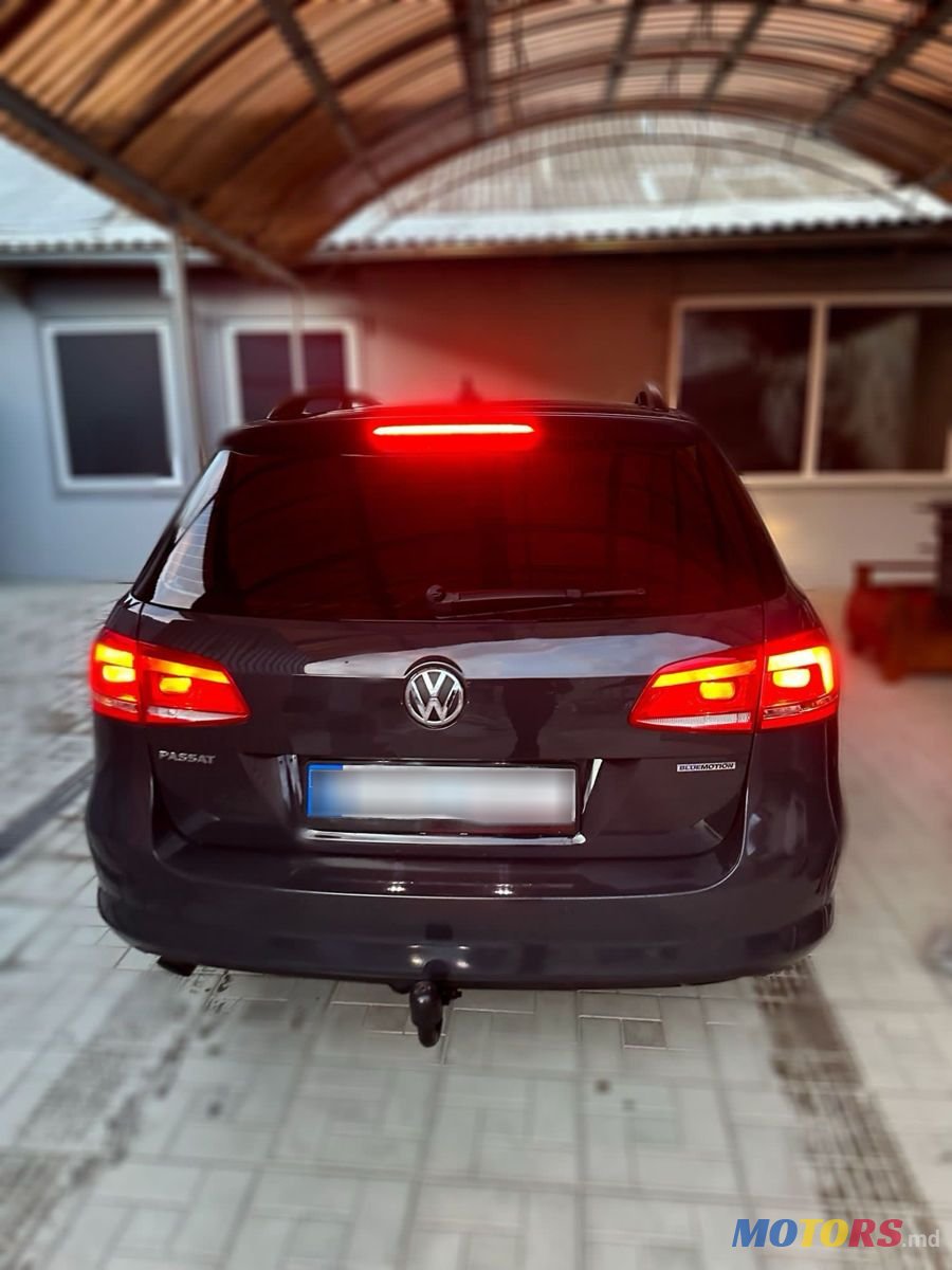 2014' Volkswagen Passat photo #3