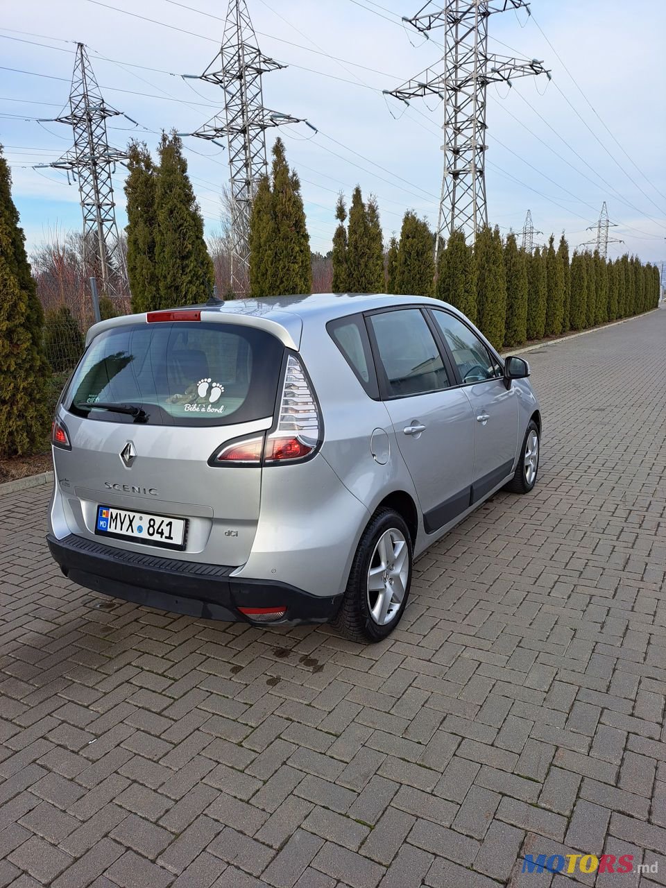 2012' Renault Scenic photo #5