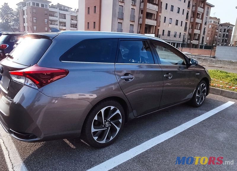 2016' Toyota Auris photo #5