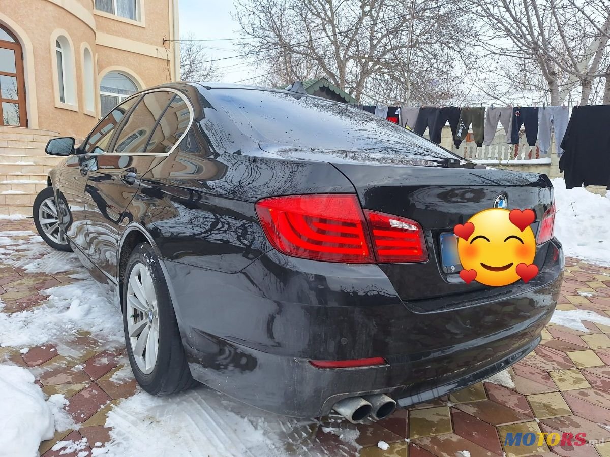 2012' BMW 5 Series photo #3