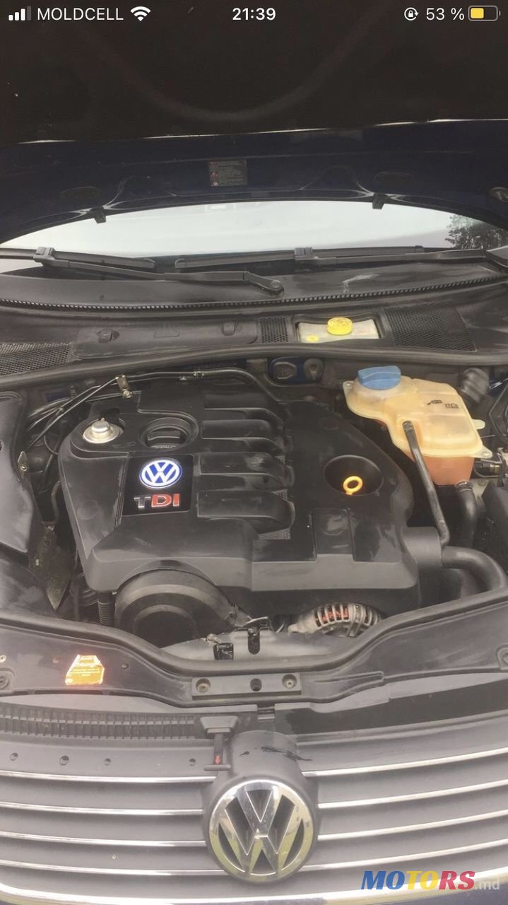 2003' Volkswagen Passat photo #3