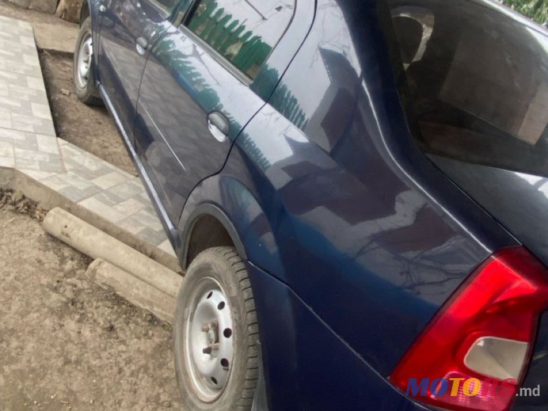 2010' Dacia Logan photo #3