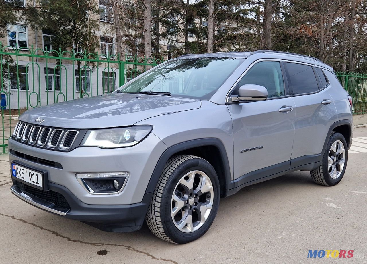 2018' Jeep Compass photo #2