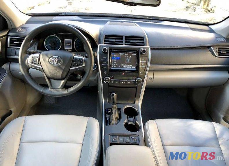 2017' Toyota Camry photo #1