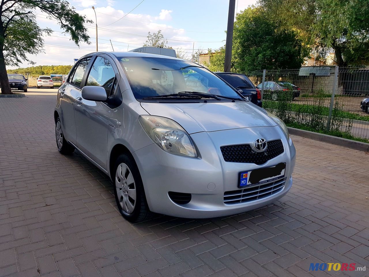 2008' Toyota Yaris photo #3