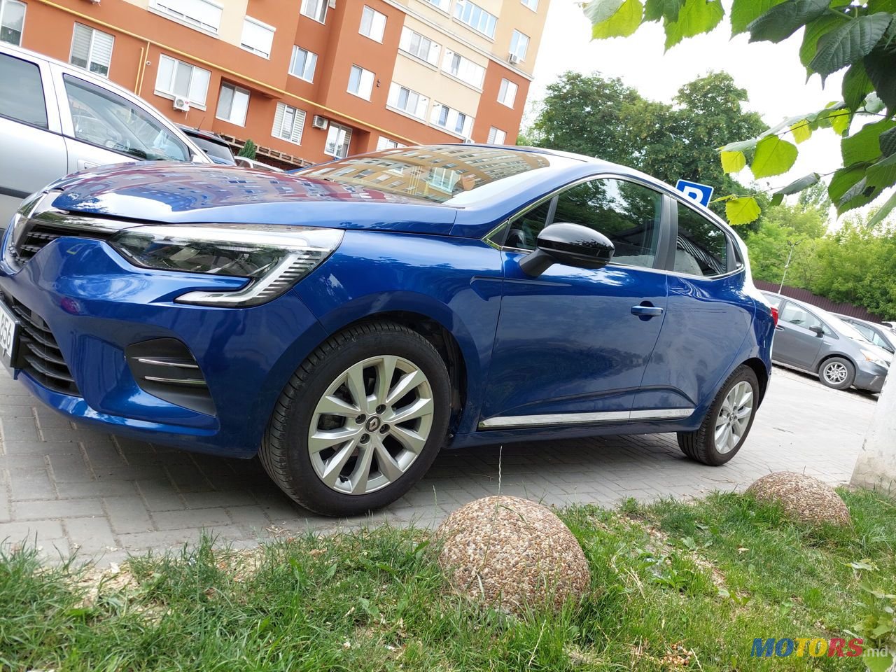 2020' Renault Clio photo #3