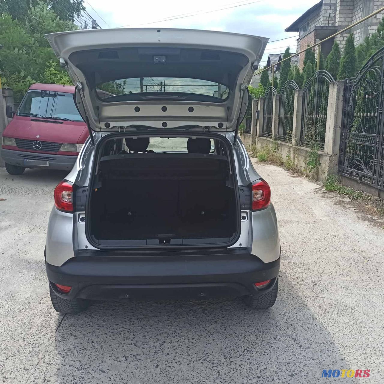 2014' Renault Captur photo #5