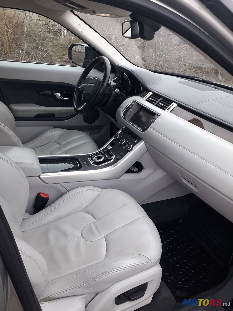 2011' Land Rover Range Rover Evoque photo #5