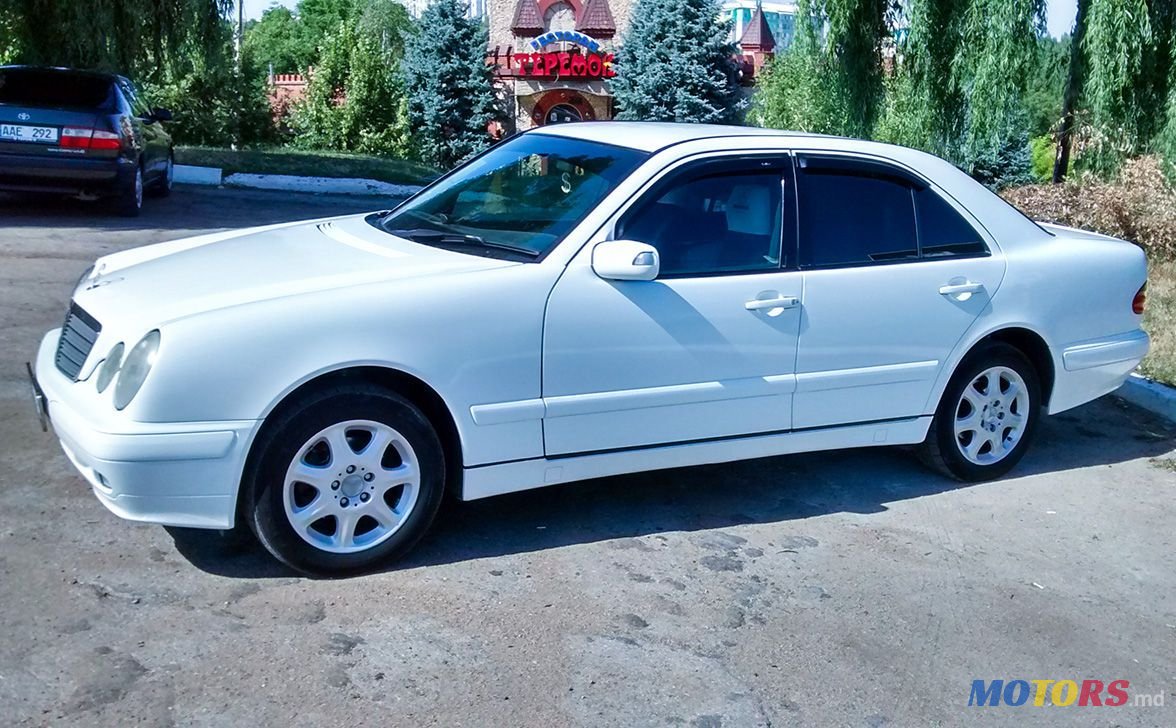 2001' Mercedes-Benz E Класс photo #1