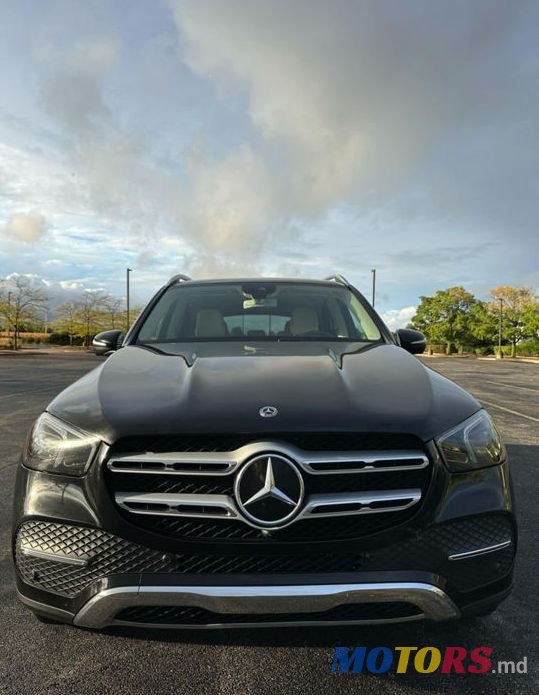 2020' Mercedes-Benz GLE photo #2