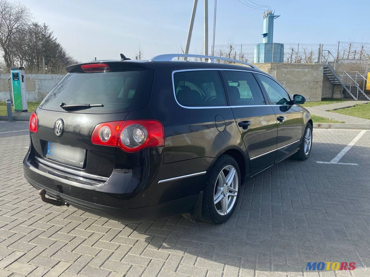 2007' Volkswagen Passat photo #6