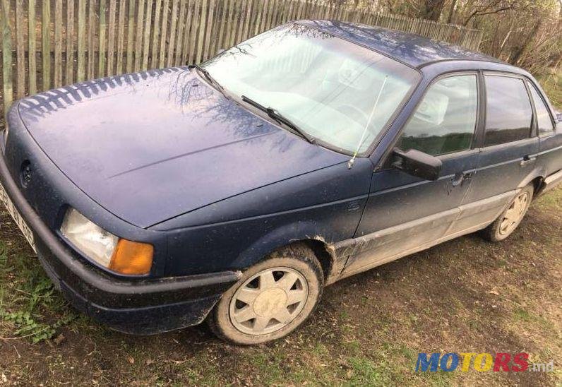 1991' Volkswagen Passat photo #1