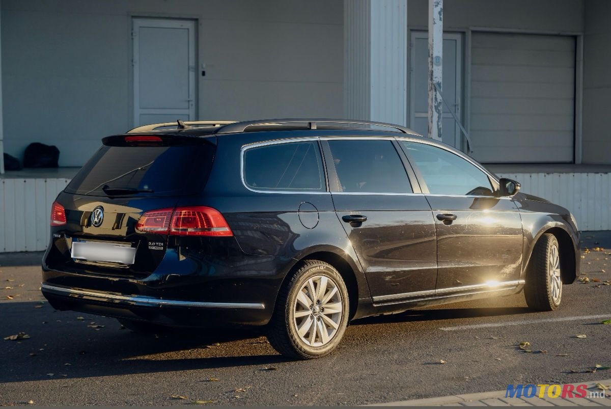 2014' Volkswagen Passat photo #4