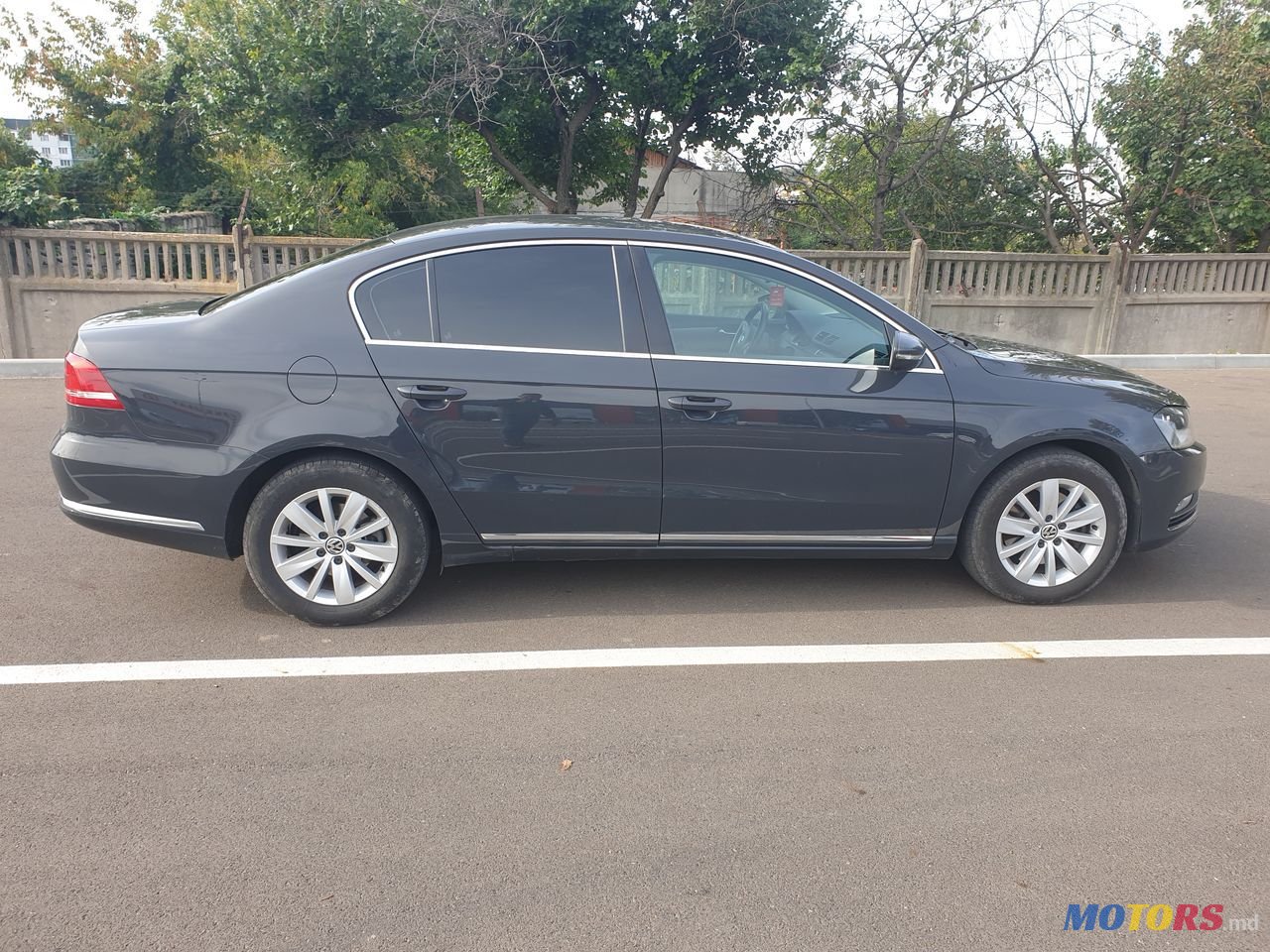 2013' Volkswagen Passat photo #5