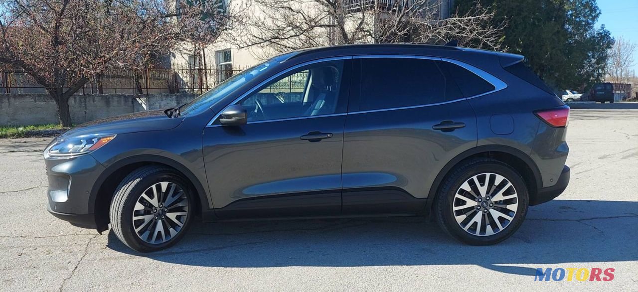 2020' Ford Kuga photo #1