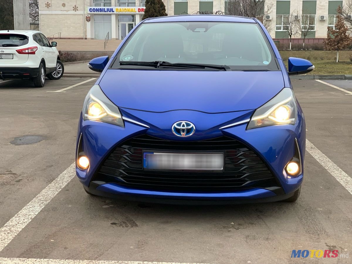2020' Toyota Yaris photo #1
