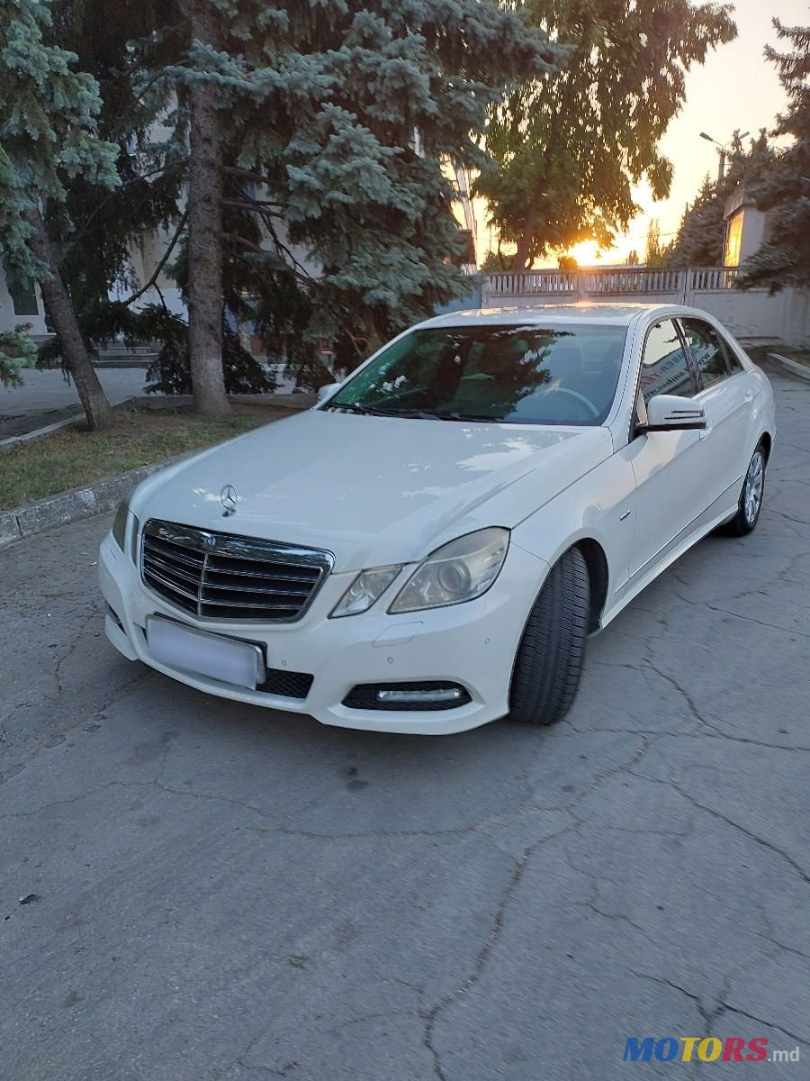2012' Mercedes-Benz E-Class photo #1