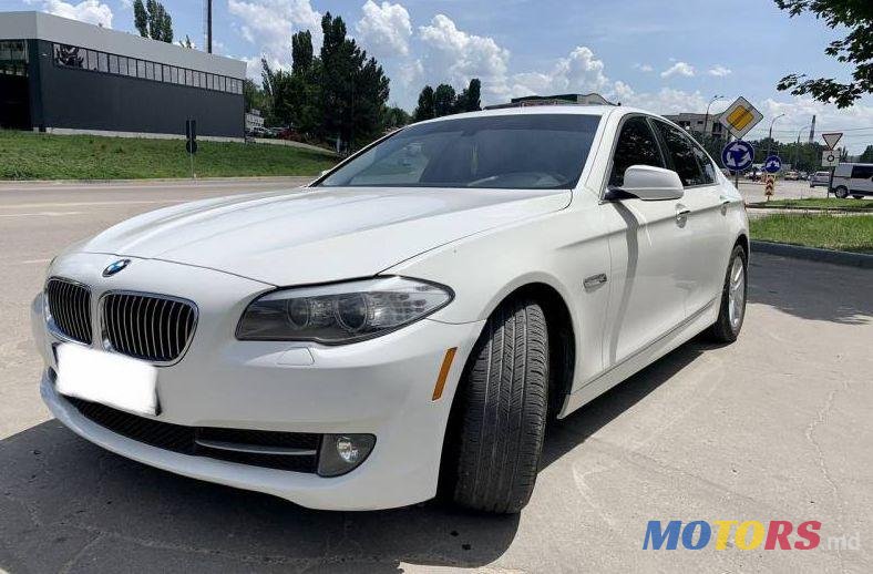 2012' BMW 5 photo #3