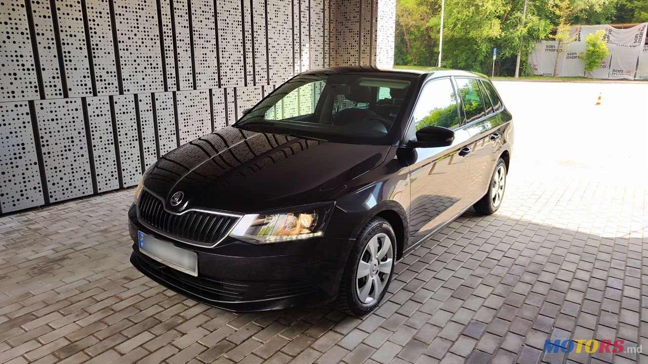 2016' Skoda Fabia photo #1