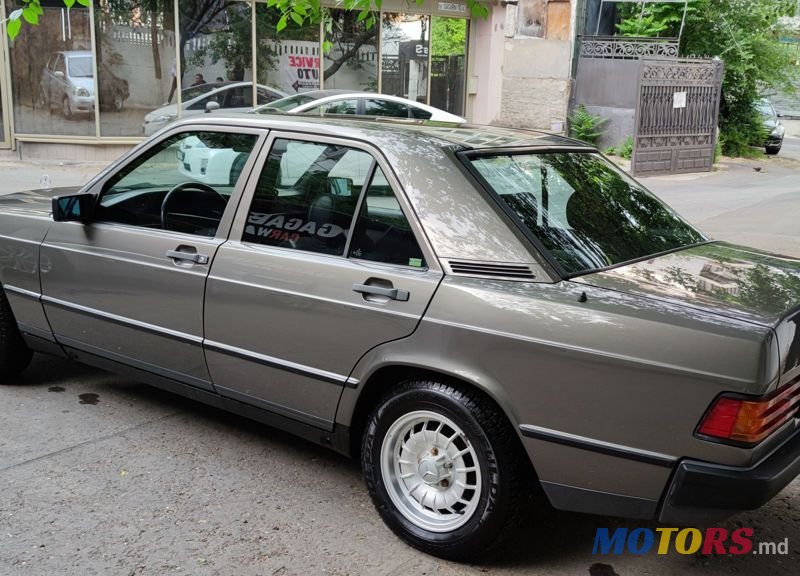 1985' Mercedes-Benz 190 photo #2