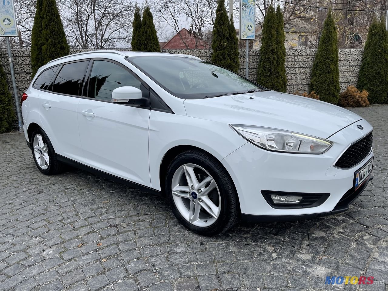 2017' Ford Focus photo #2