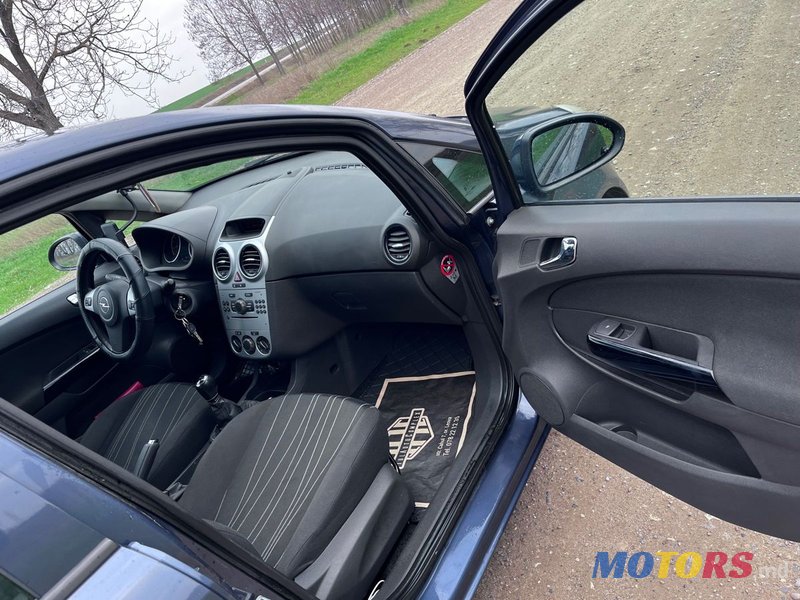 2009' Opel Corsa photo #4