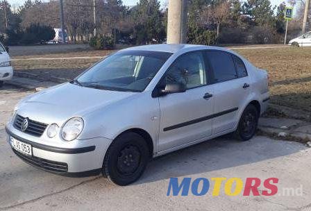 2004' Volkswagen Polo photo #3