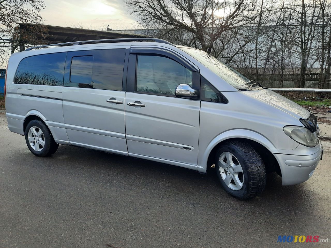 2005' Mercedes-Benz Viano photo #4