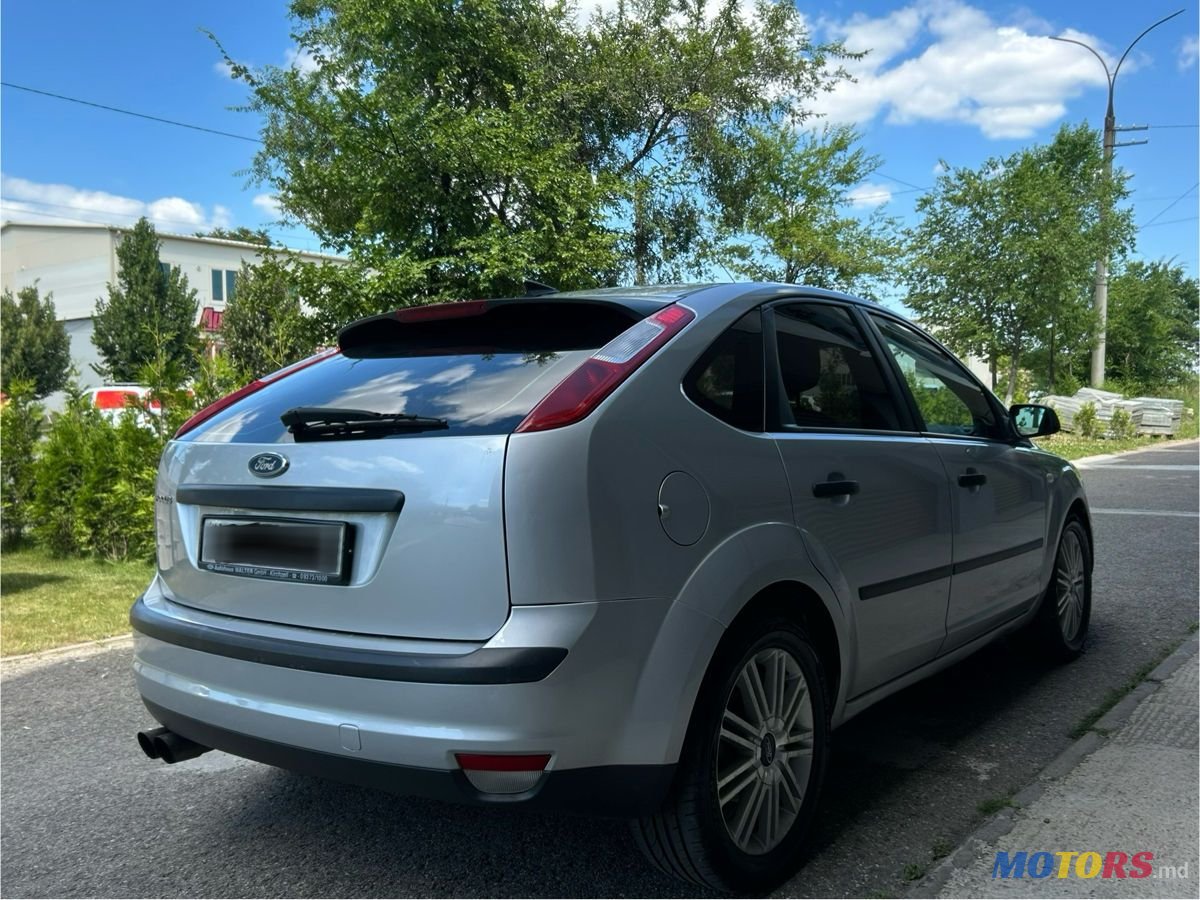 2006' Ford Focus photo #4