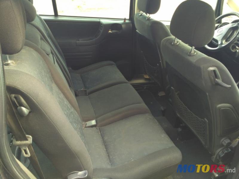 2002' Opel Zafira photo #4