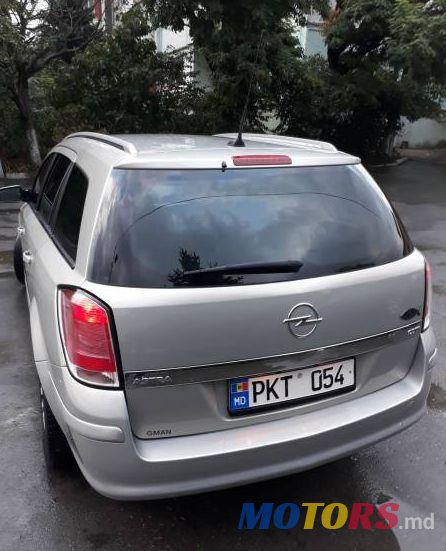 2007' Opel Astra photo #1