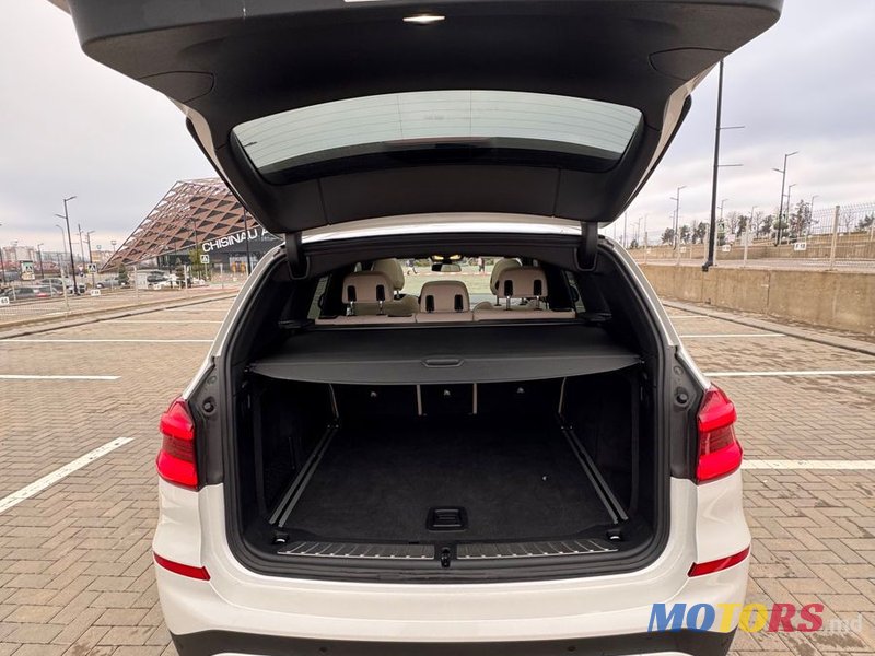 2019' BMW X3 photo #5