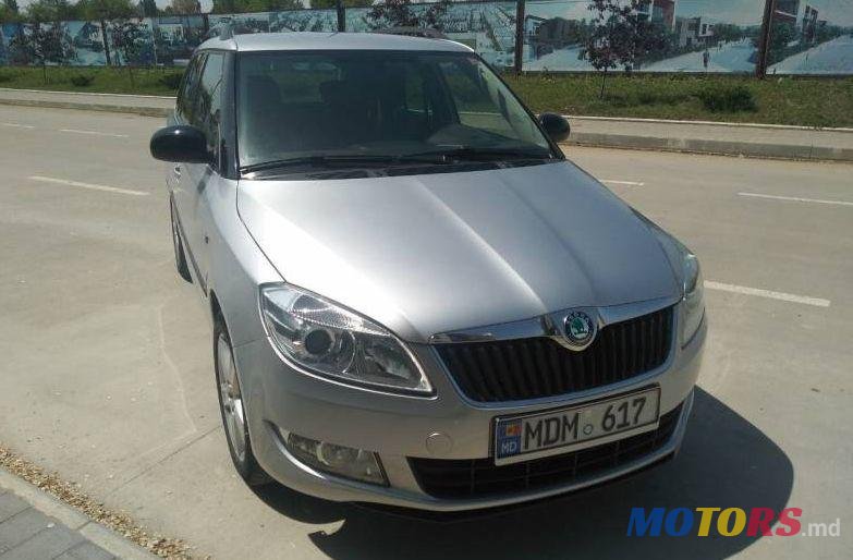 2011' Skoda Fabia photo #1