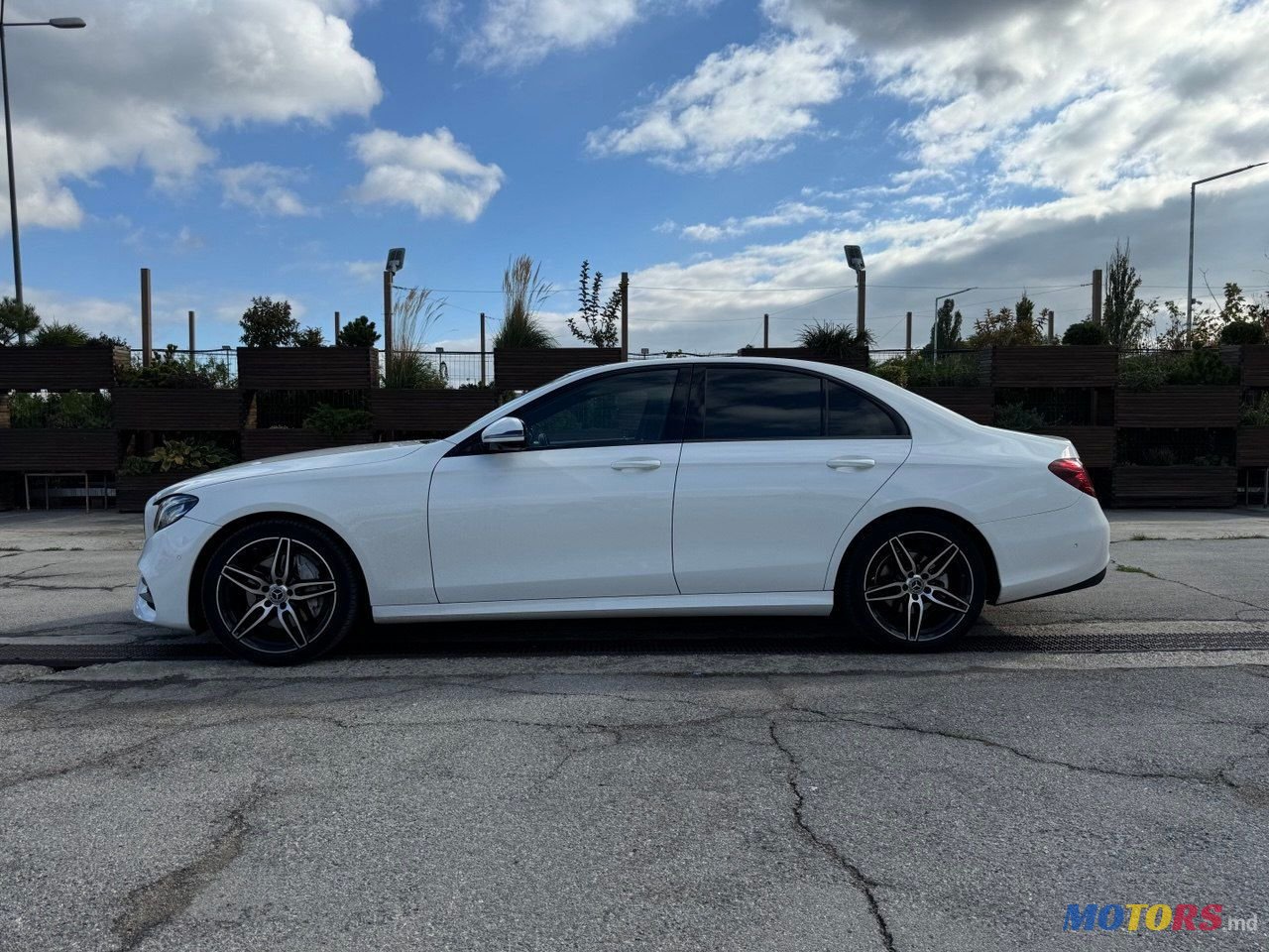 2017' Mercedes-Benz E-Class photo #4