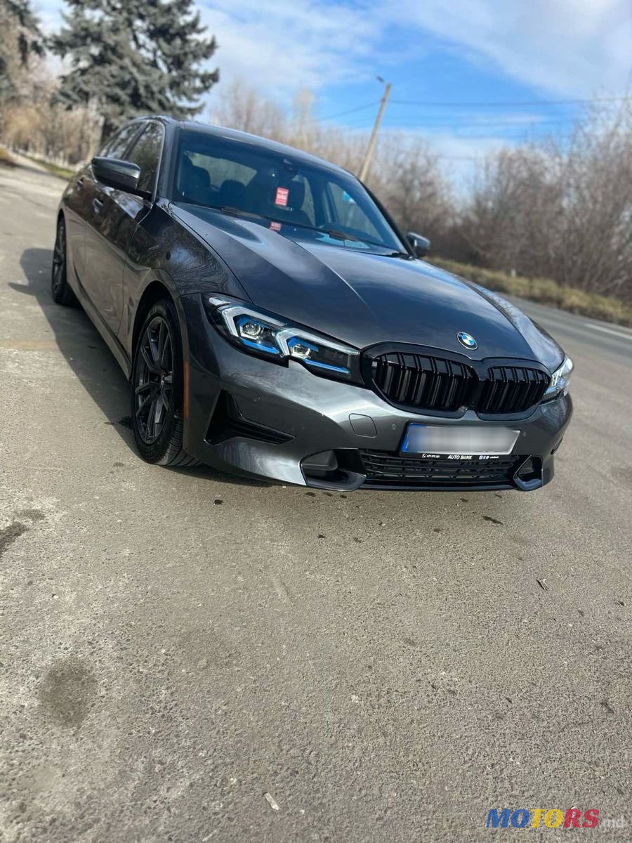2019' BMW 3 Series photo #2
