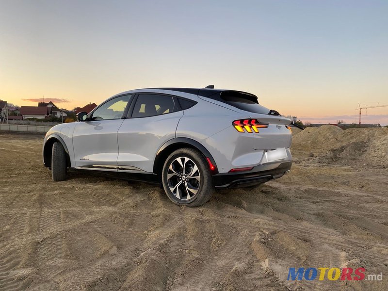 2021' Ford Mustang photo #6