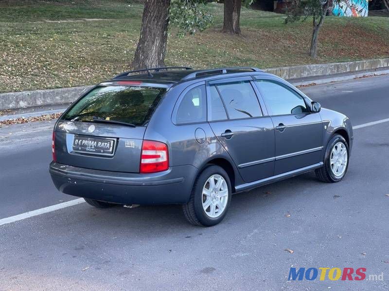 2007' Skoda Fabia photo #5