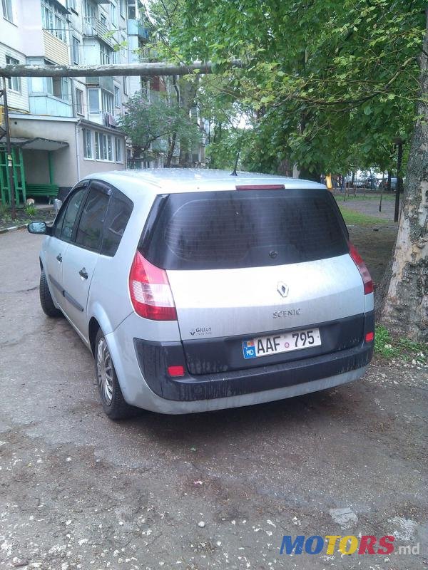 2004' Renault Scenic photo #2