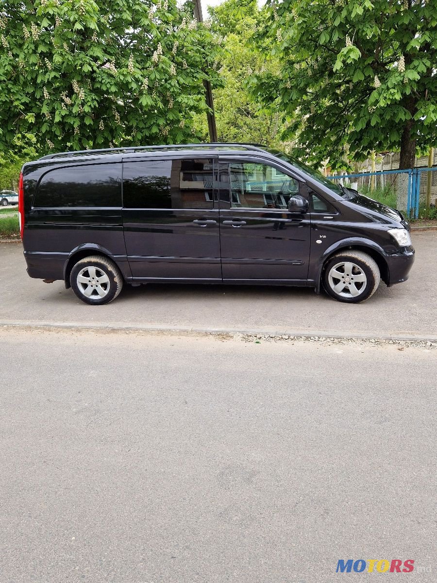 2012' Mercedes-Benz Vito photo #2