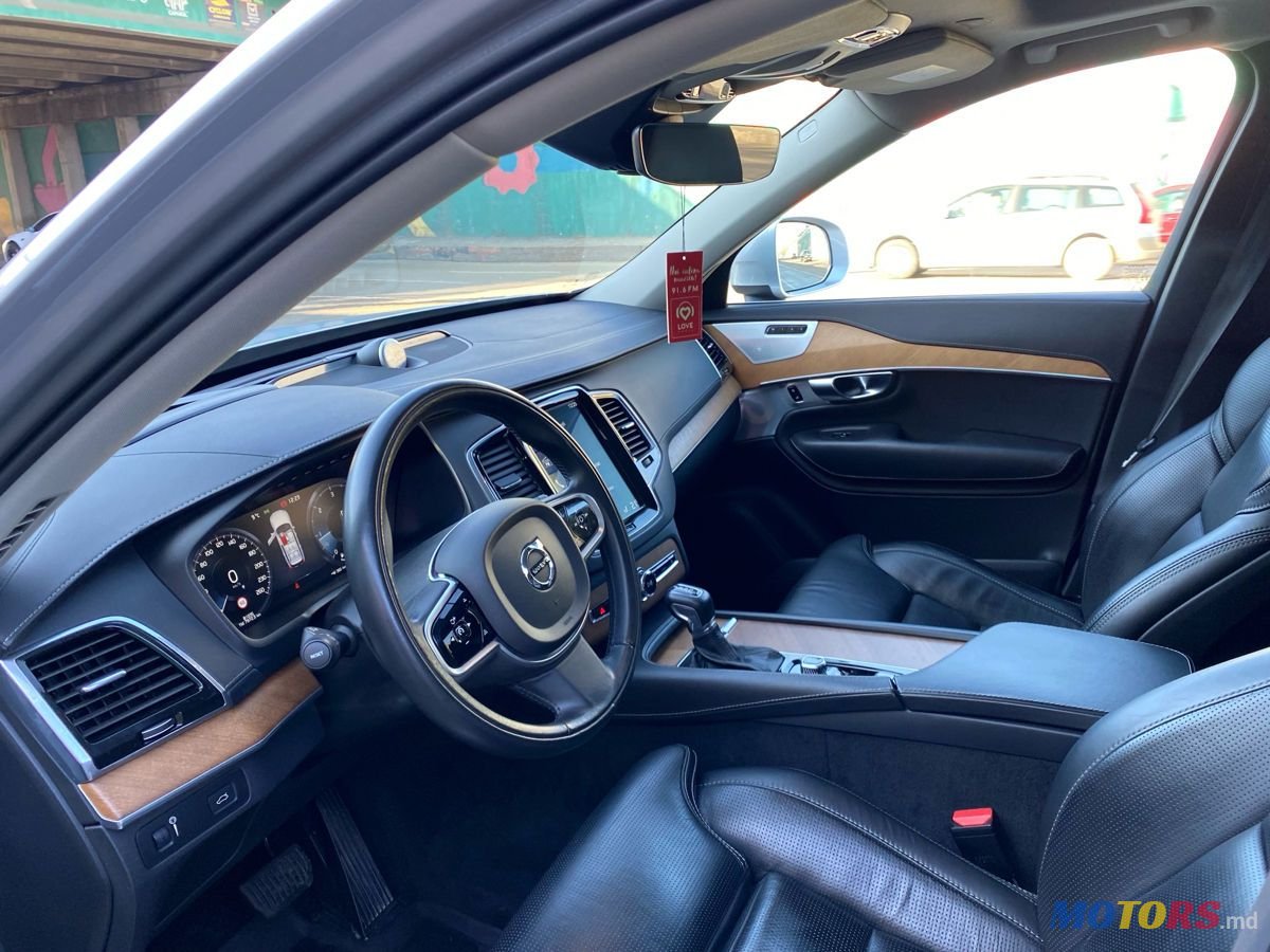 2019' Volvo XC90 photo #5