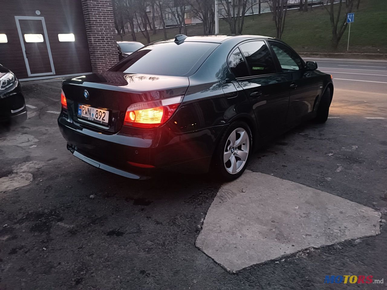 2005' BMW 5 Series photo #5