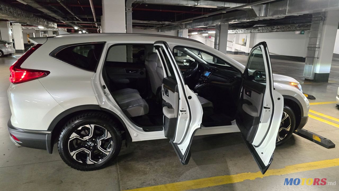 2018' Honda CR-V photo #6