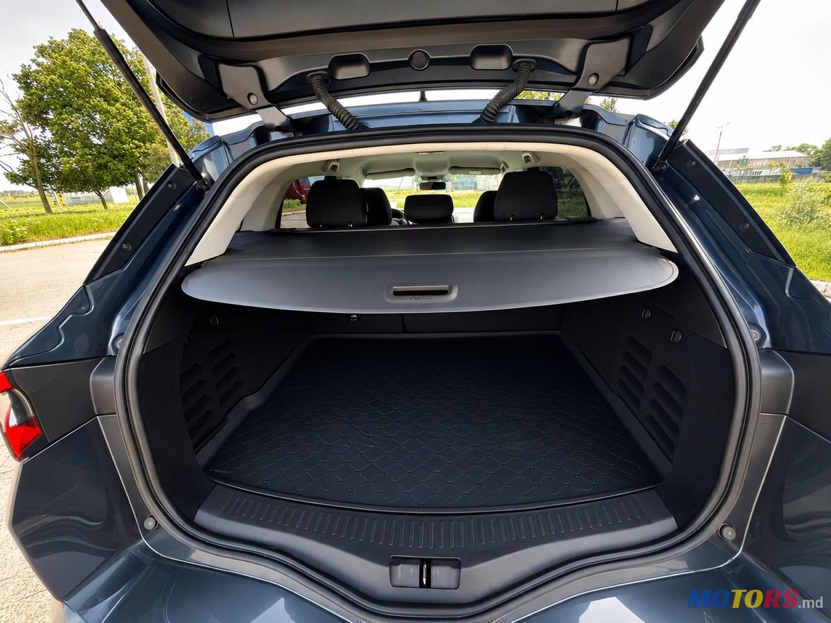 2019' Renault Megane photo #5