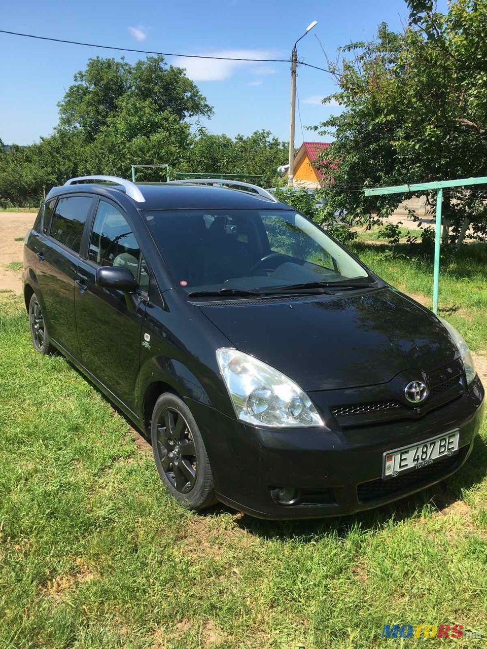 2007' Toyota Corolla Verso photo #1
