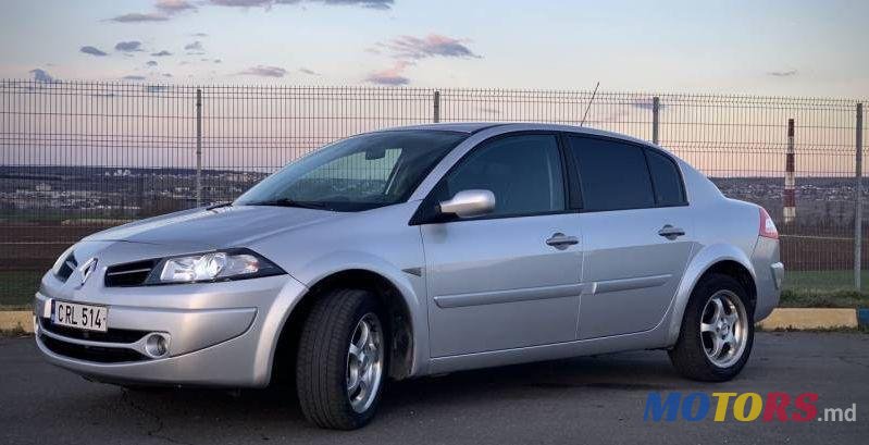 2009' Renault Megane photo #1