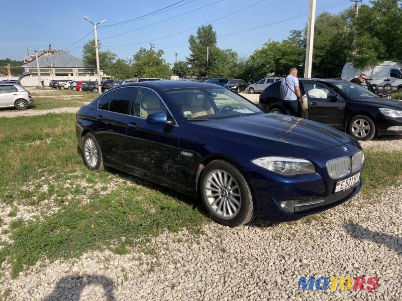 2013' BMW 5 photo #3