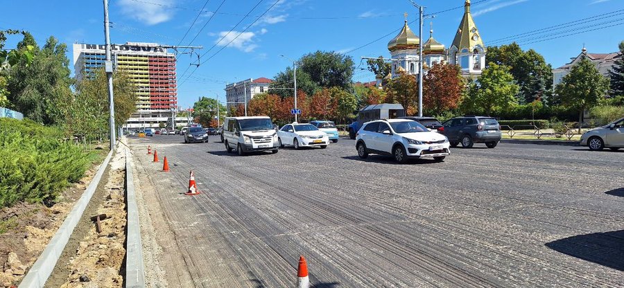 В Кишиневе начался ремонт улицы Чуфля — на ней оборудуют велодорожку